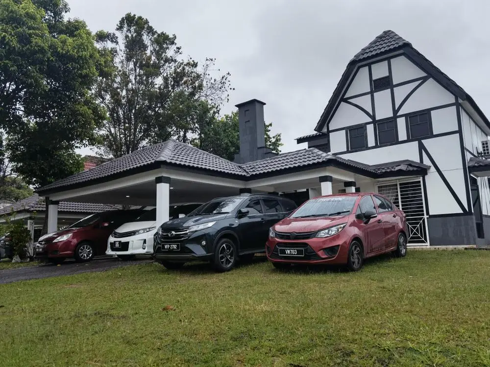 Warmest wishes for a wonderful holiday season and a happy New Year! May peace, love, and prosperity follow you always.

Posted via @cloutfeed