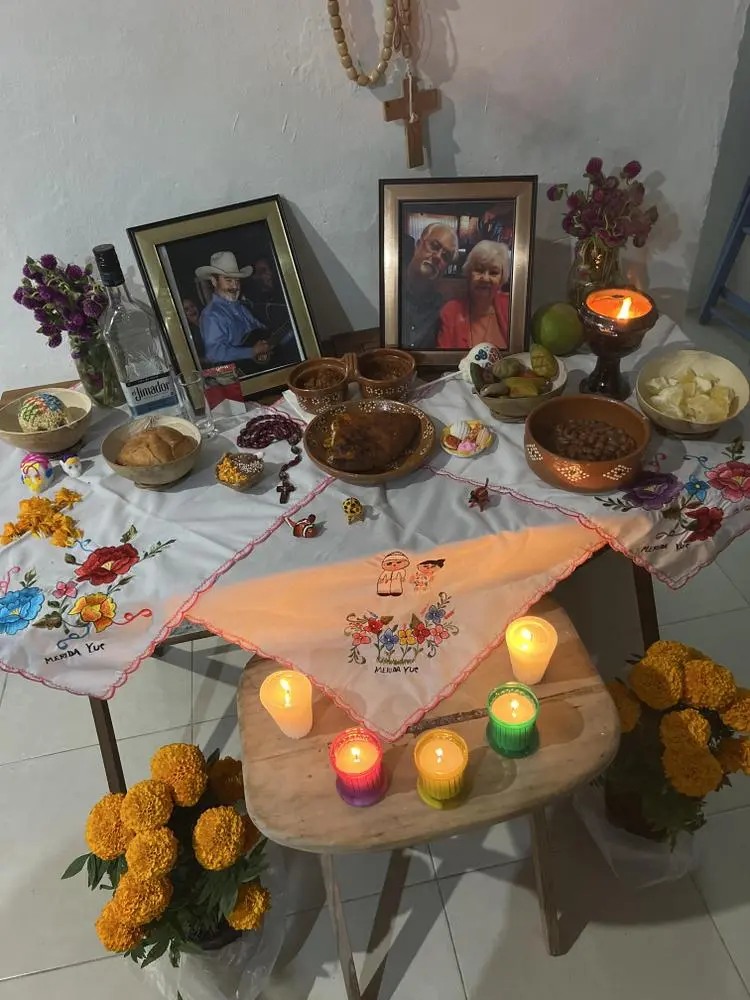 Today was All Saints Day and this evening began the All Souls Day here in Mexico.

It was my first time to actually celebrate it and so I made a small altar to pay tribute and honor and remember my dearly departed.

My dad, Humberto Flores, and my mother in law, Lillie Burden are pictured here.  I made some of their fave foods and some traditional Mayan foods I’ve never heard of before… I bought those😁. Then I lit the copal with incense and thought about them.

It’s a lovely tradition♥️🇲🇽♥️