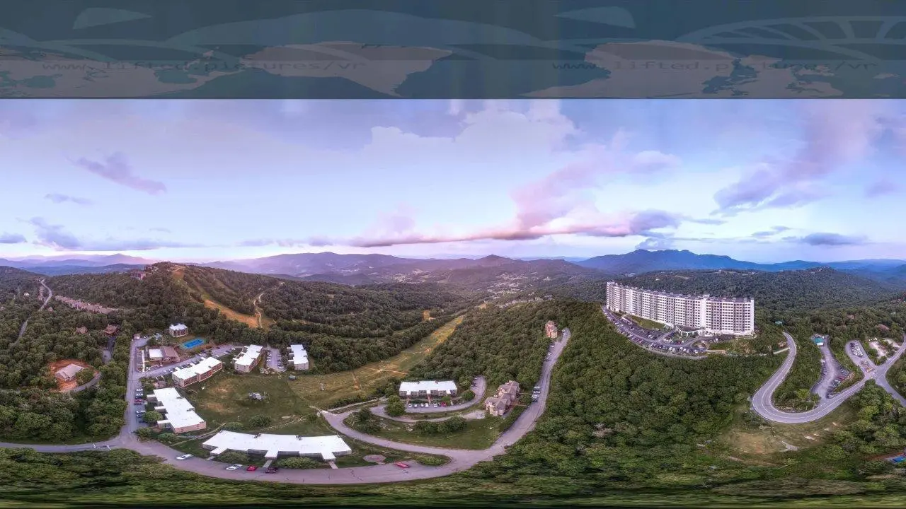 🌐 Sugar Mountain in the Blue Ride Mountains of North Carolina.