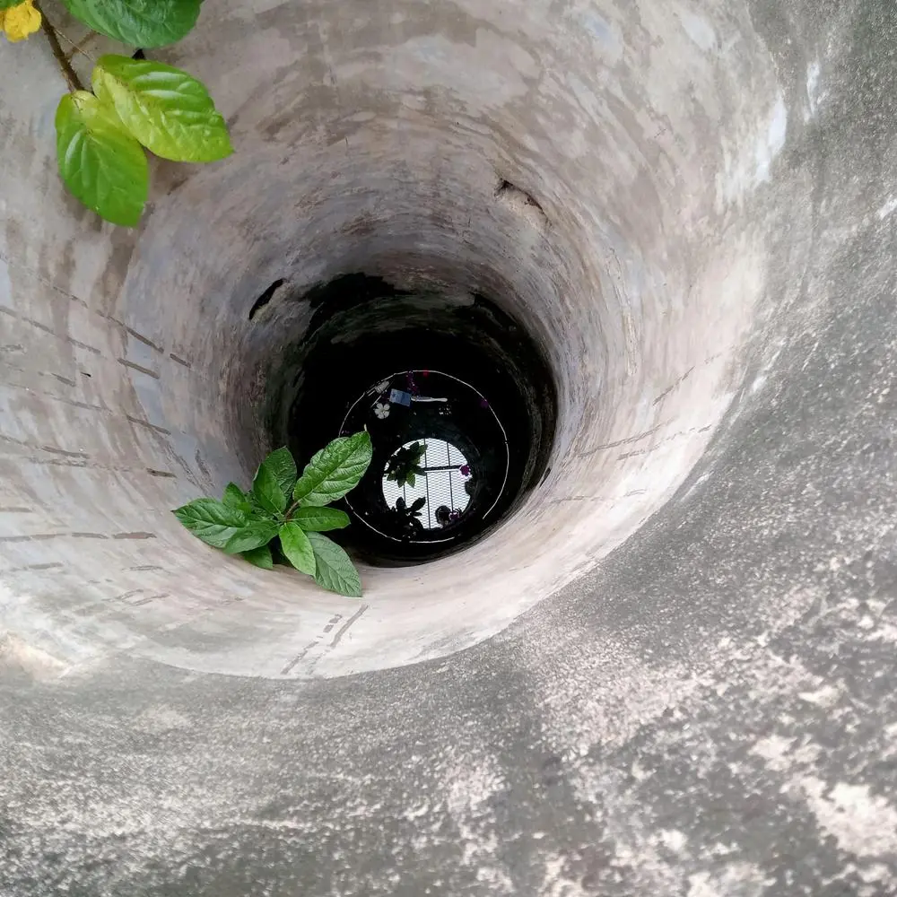 Looking down into a well ... 