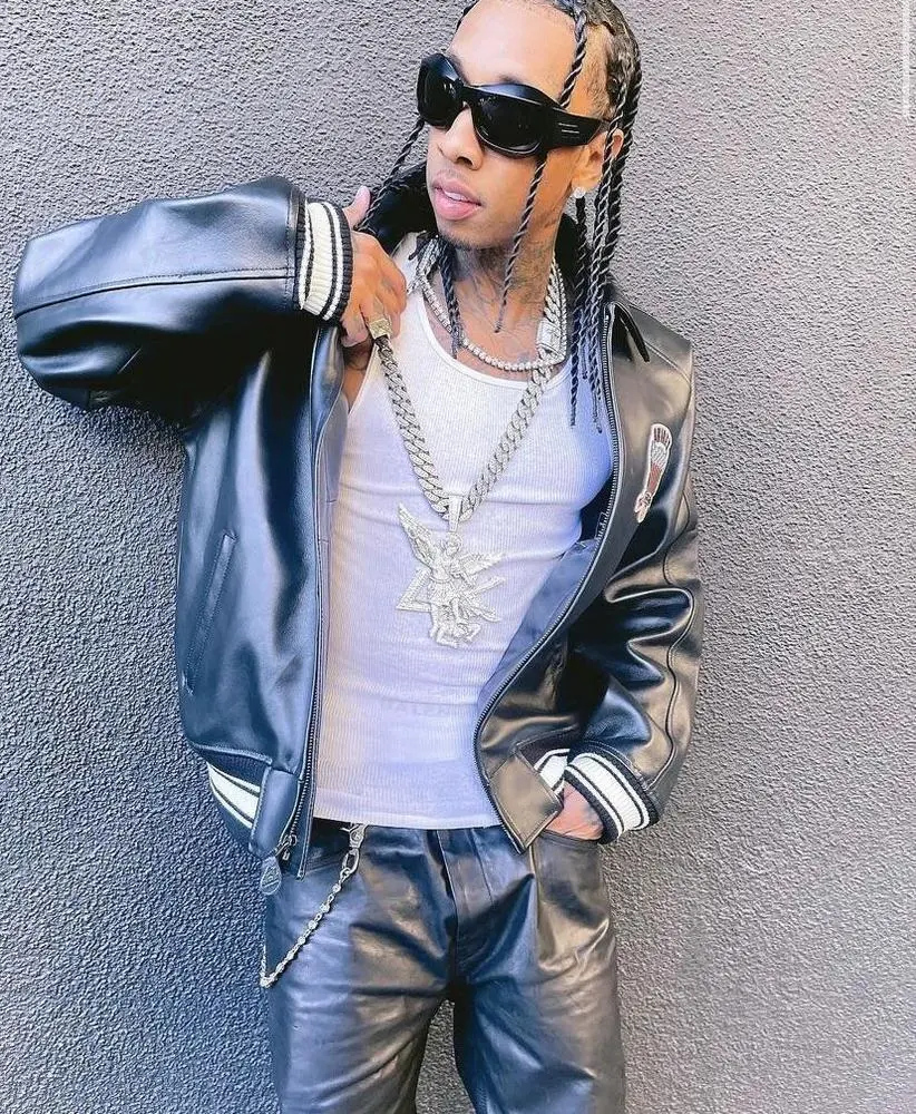 It ain’t many like me I was blessed w it…Got that shit by any means we finessing it